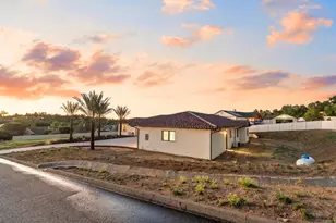 2525 Date Palm Ct, Vista, CA 92084 - Photo 72