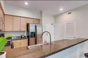 445 Island Ave, San Diego, CA 92101 - Photo 6