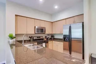 445 Island Ave, San Diego, CA 92101 - Photo 4