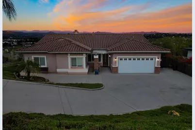 120 N Upas, Escondido, CA 92025 - Photo 2