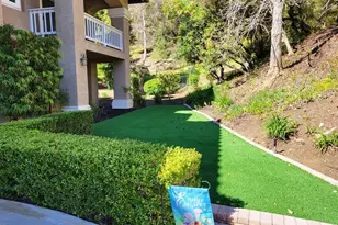 1879 Fox Bridge Ct, Fallbrook, CA 92028 - Photo 4