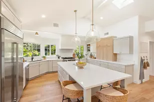 1102 Fleetridge Dr, San Diego, CA 92106 - Photo 14