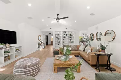 1102 Fleetridge Drive, San Diego, CA 92106 - Photo 24