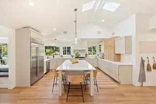 1102 Fleetridge Dr, San Diego, CA 92106 - Photo 12