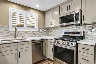 1887 Montgomery Avenue, Ventura, CA 93004 - Photo 20