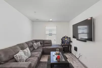 10702 Ensworth Way, Spring Valley, CA 91978 - Photo 16