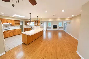 25875 Coombe Hill Dr, Menifee, CA 92586 - Photo 2