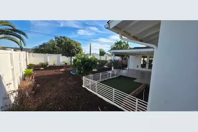 25875 Coombe Hill Drive, Menifee, CA 92586 - Photo 22