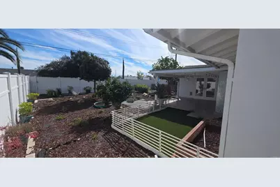 25875 Coombe Hill Drive, Menifee, CA 92586 - Photo 20