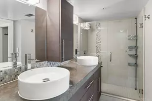 687 S Coast Hwy 101, Encinitas, CA 92024 - Photo 20