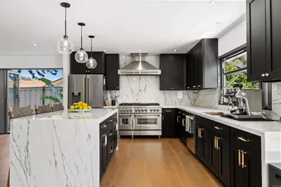 301 Hickoryhill Drive, Encinitas, CA 92024 - Photo 10