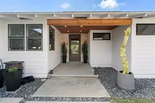 3235 Donna Dr, Carlsbad, CA 92008 - Photo 6