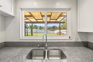 4657 Chateau Pl, San Diego, CA 92117 - Photo 14