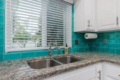 1037 Glenmere Road, Vista, CA 92084 - Photo 8