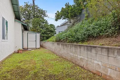 1037 Glenmere Road, Vista, CA 92084 - Photo 26