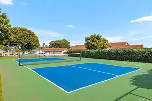 245 Fairlee Ln, Encinitas, CA 92024 - Photo 16