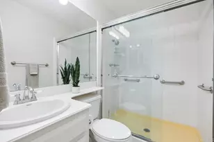 245 Fairlee Ln, Encinitas, CA 92024 - Photo 10