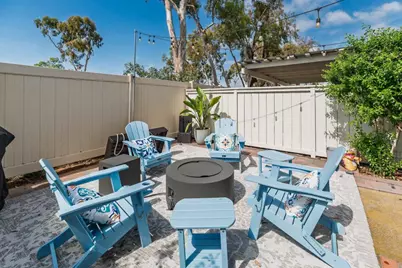 6819 Alderwood Drive, Carlsbad, CA 92011 - Photo 2