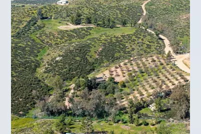 40707 Intrepid Rd, Hemet, CA 92544 - Photo 46