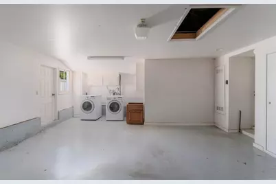 1381 W Muirlands Drive, La Jolla, CA 92037 - Photo 22