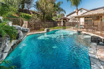 39528 Montebello Way, Murrieta, CA 92563 - Photo 2