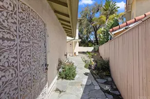 12583 Camarero Ct, San Diego, CA 92130 - Photo 4