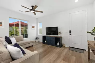 35254 Blossom Pl, Fallbrook, CA 92028 - Photo 10