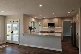 3915 Plateau Pl, Escondido, CA 92025 - Photo 10