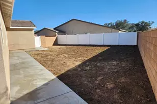 25523 Sutera Dr, Homeland, CA 92548 - Photo 28