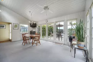 2301 Ivy Rd, Oceanside, CA 92054 - Photo 10