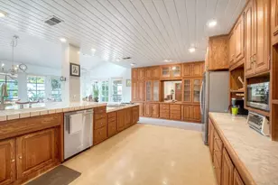 2301 Ivy Rd, Oceanside, CA 92054 - Photo 8