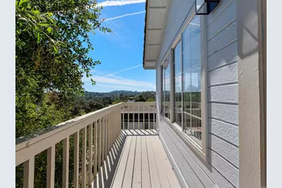 28148 Mountain Meadow Road, Escondido, CA 92026 - Photo 12
