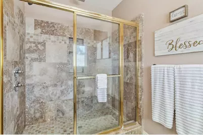 29950 Robbie Ln, Vista, CA 92084 - Photo 22