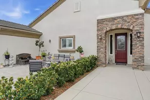 3600 Linda Vista Dr, Fallbrook, CA 92028 - Photo 2