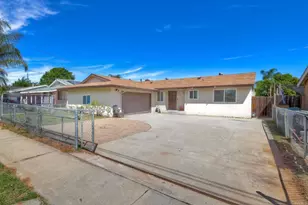 924 Daisy St, Escondido, CA 92027 - Photo 2