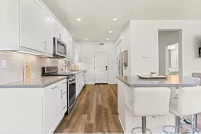 16094 Veridian Cir, San Diego, CA 92127 - Photo 6