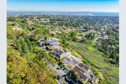 7240 Caminito Cruzada, La Jolla, CA 92037 - Photo 48