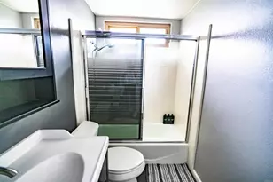 1528 Calle Narcisos, Encinitas, CA 92024 - Photo 32