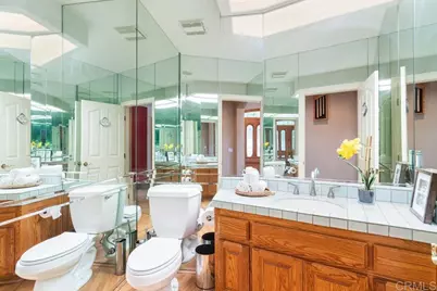 4327 Hollyhill Road, Vista, CA 92084 - Photo 32