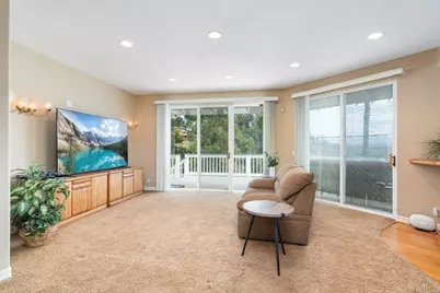 4327 Hollyhill Road, Vista, CA 92084 - Photo 12