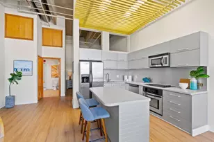 550 Seagaze Dr, Oceanside, CA 92054 - Photo 6