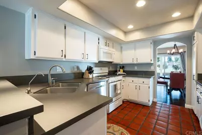 919 Wentworth Circle, Vista, CA 92081 - Photo 12