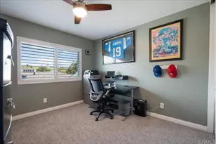 919 Wentworth Cir, Vista, CA 92081 - Photo 28