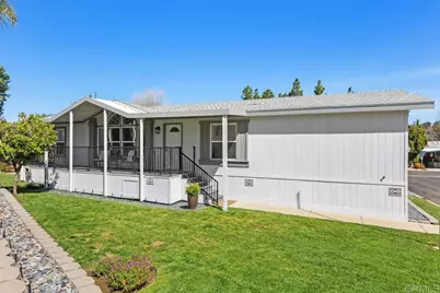525 W El Norte Parkway #51, Escondido, CA 92026 - Photo 2