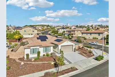 33294 Barmetta Lane, Temecula, CA 92592 - Photo 2