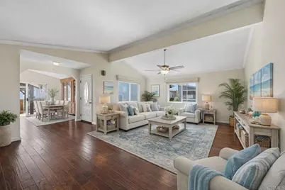 647 Via Costa Rica, Vista, CA 92081 - Photo 4