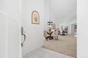 7104 Lantana, Carlsbad, CA 92011 - Photo 4