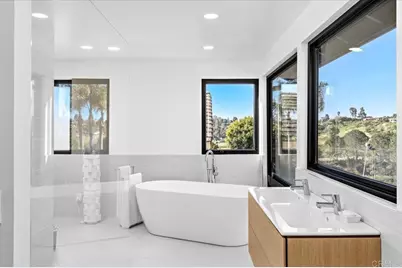 1560 Hawk View Dr, Encinitas, CA 92024 - Photo 36