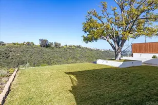 1560 Hawk View Dr, Encinitas, CA 92024 - Photo 30