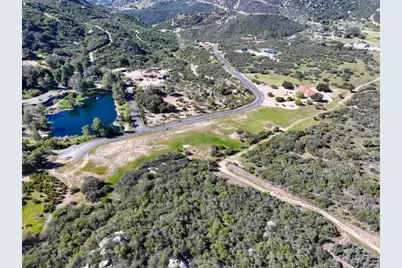 10204 Mount Olympus Valley Rd Road, Fallbrook, CA 92028 - Photo 40